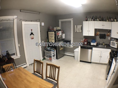 Mission Hill 3 Beds 1 Bath Boston - $4,500