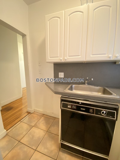 Northeastern/symphony Studio 1 Bath Boston - $2,365