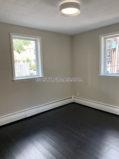 Jamaica Plain Renovated 2 bed 1 bath available NOW on Evergreen St in Jamaica Plain!  Boston - $3,500