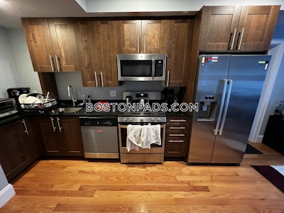 Allston 5 Beds 2 Baths Allston Boston - $5,600