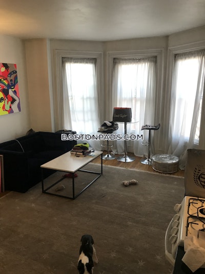 Back Bay 1 Bed 1 Bath Boston - $3,150