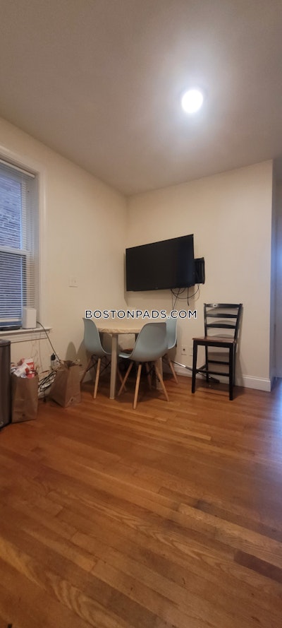 Mission Hill 4 Beds 2 Baths Boston - $5,000