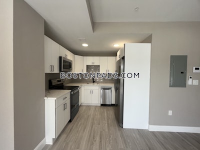 Revere Apartment for rent 1 Bedroom 1 Bath - $2,800